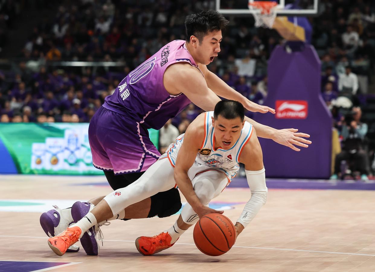 cba季后赛开罚单