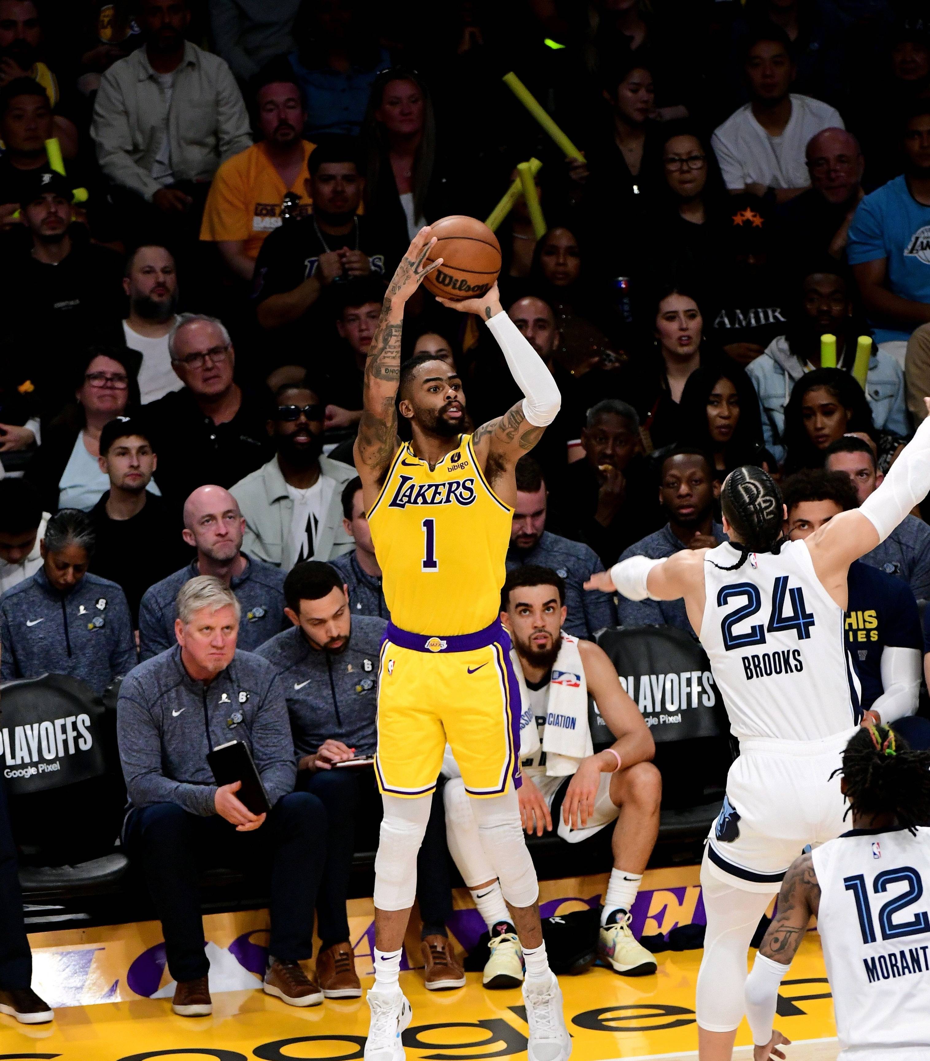 包含达拉斯独行侠今晚手感冰凉，志在欧篮联名次提升，震撼外界，年轻球员得到机会的词条